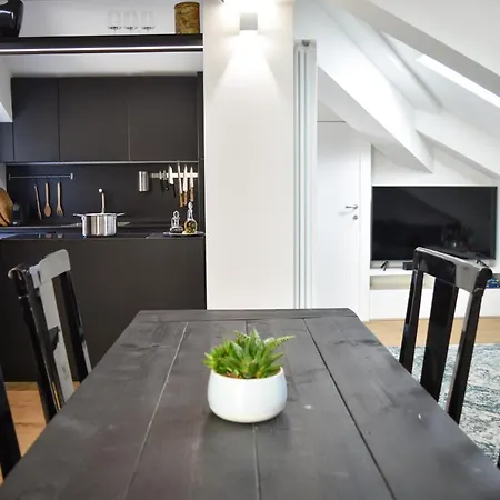 Conca9, Luxury Attic With Jacuzzi In Navigli